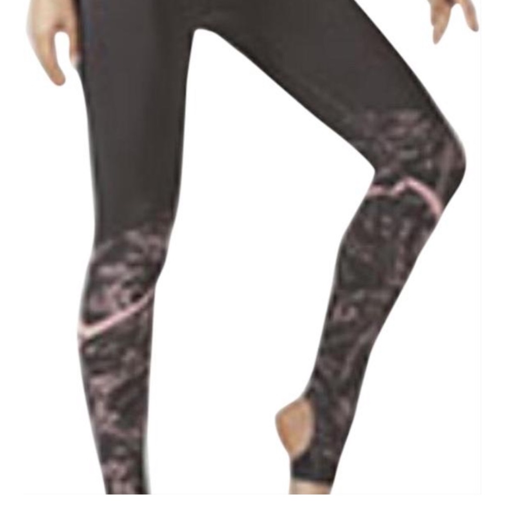 Fabletics legging with heel notch (Never Worn)